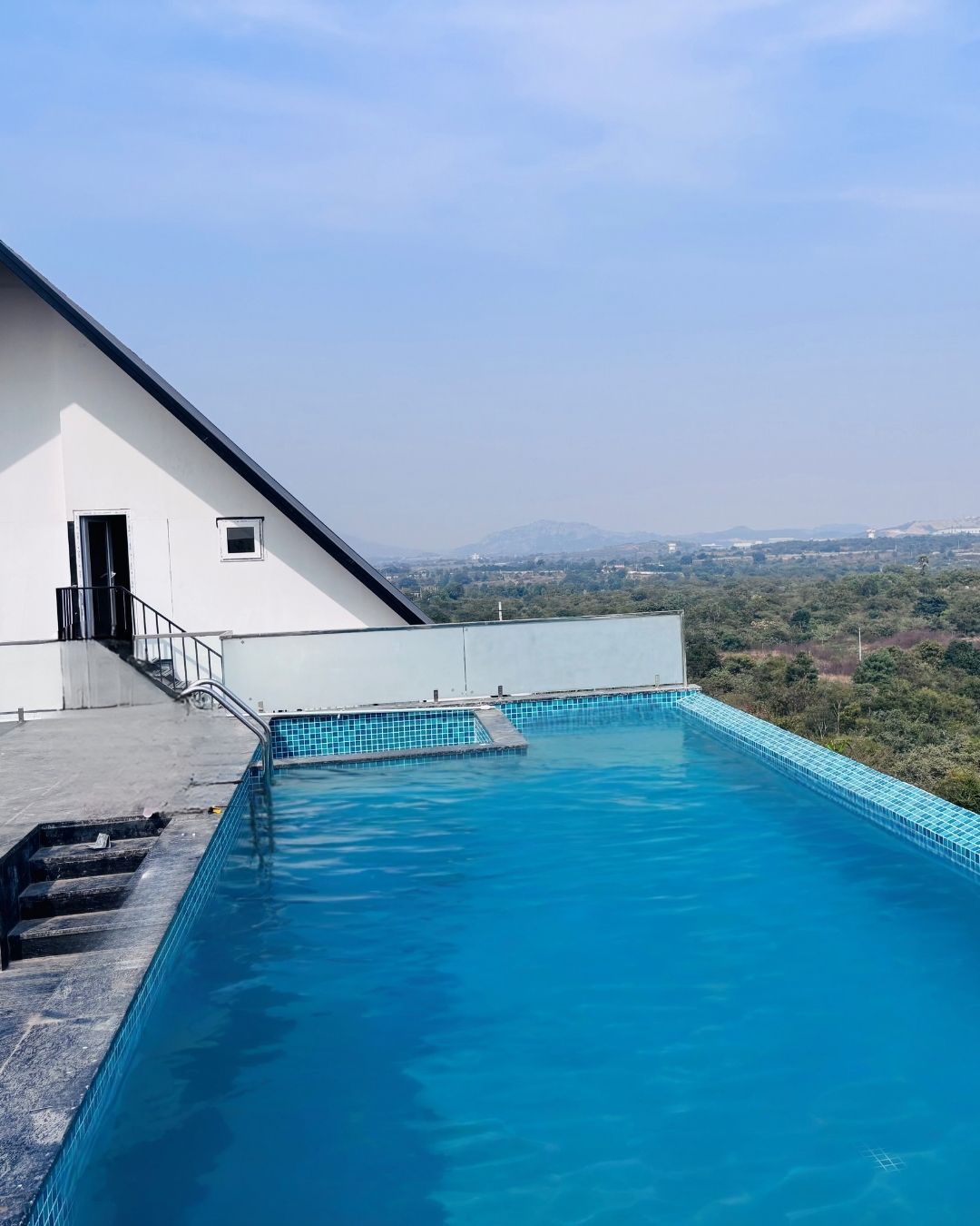 Copy of Hillsera_Farmhouse_Image Brochure (4)